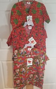 O'Lico Holiday Uniform Scrub Tops size Small